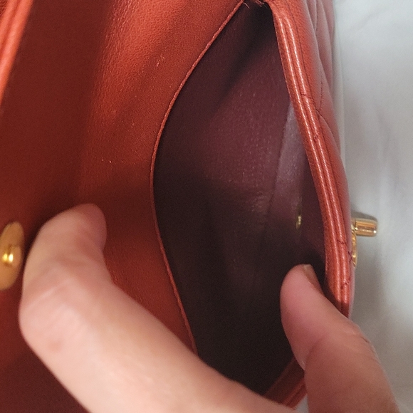 CHANEL Diana - Picture 11 of 12